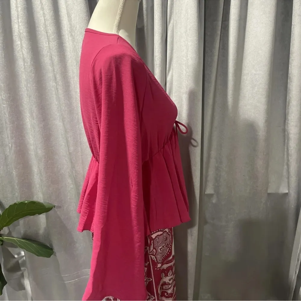 NWT-Free Kisses Barbie Pink Blouse Size Medium-Deep V-Neck - Image 5