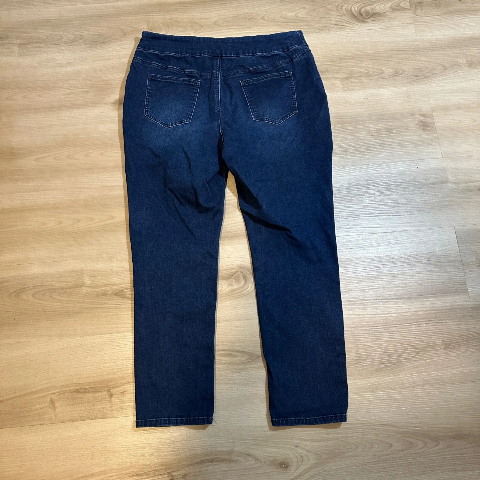 Chicos Perfect Stretch Denim Jeans  2.5 Large Blue Straight Leg Pull On - Image 7