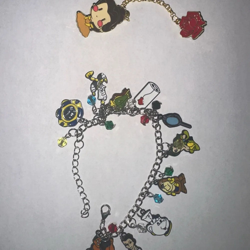 Women’s 2XL Black Belle's Book Shop Graphic Tee with Cute Beauty Pin - Image 5