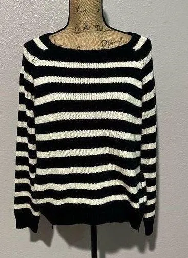 Cupcakes and Cashmere Long Sleeve Navy Stripe Knit Sweater with Zipper Detail - Image 1