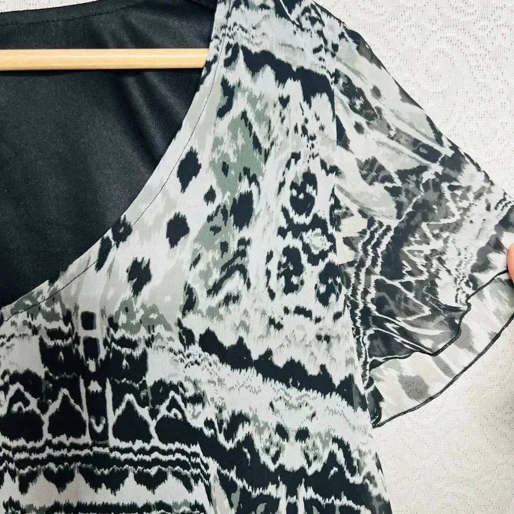 Show Me Your Mumu Women's Bohemian Dress S Black/White Tribal Print Short Sleeve - Image 5