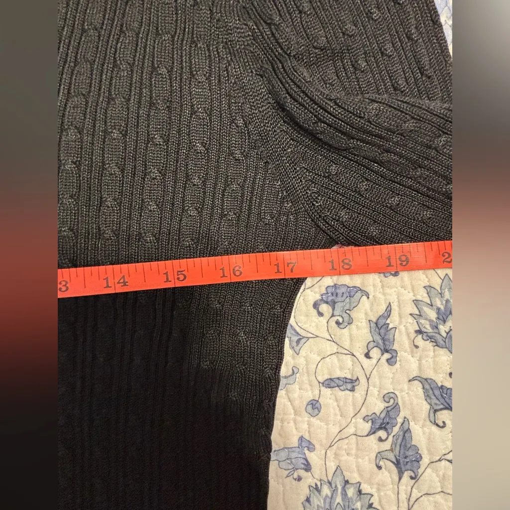 Preview Collection Black lightweight Cable Knit Cardigan 100% Silk size medium - Image 5