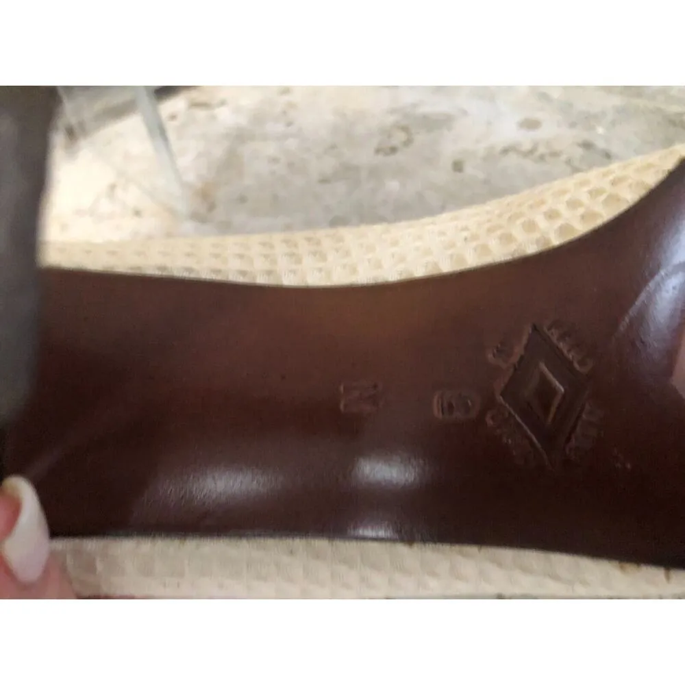 Donald Pliner Cream Honeycomb Brown Leather Trim 3" heel Shoe Pump $215 Size 8 - Image 7