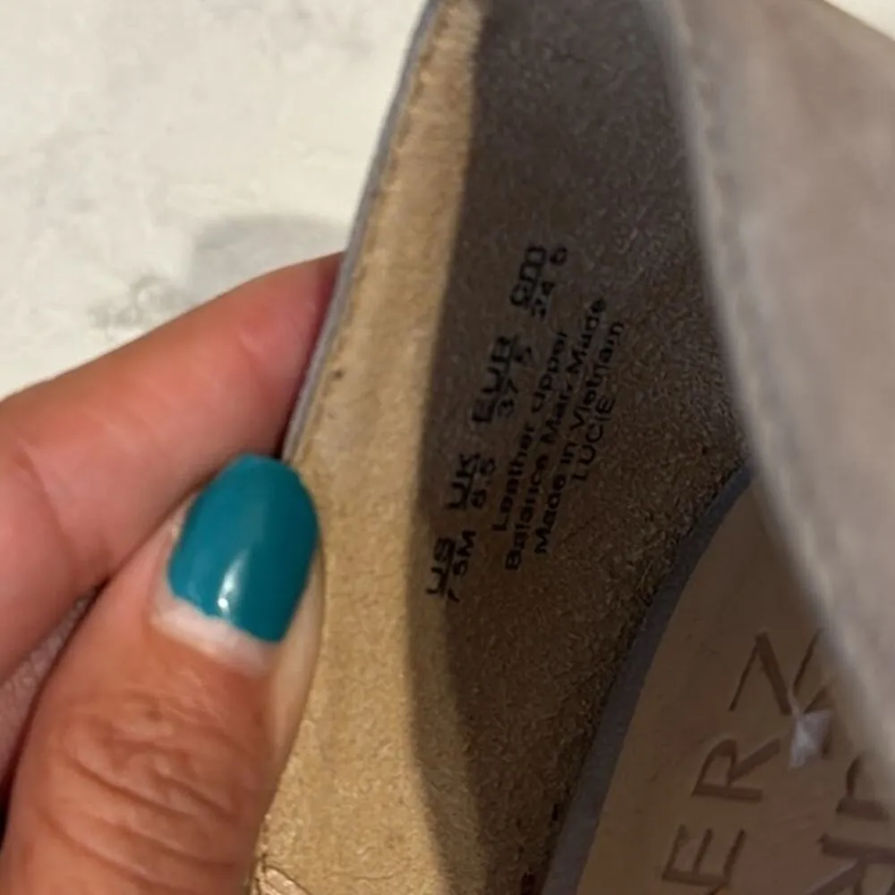 Naturalizer  Lucie D'Orsay Flat Turtle Dove Nubuck suede sandals size 7.5 - Image 10