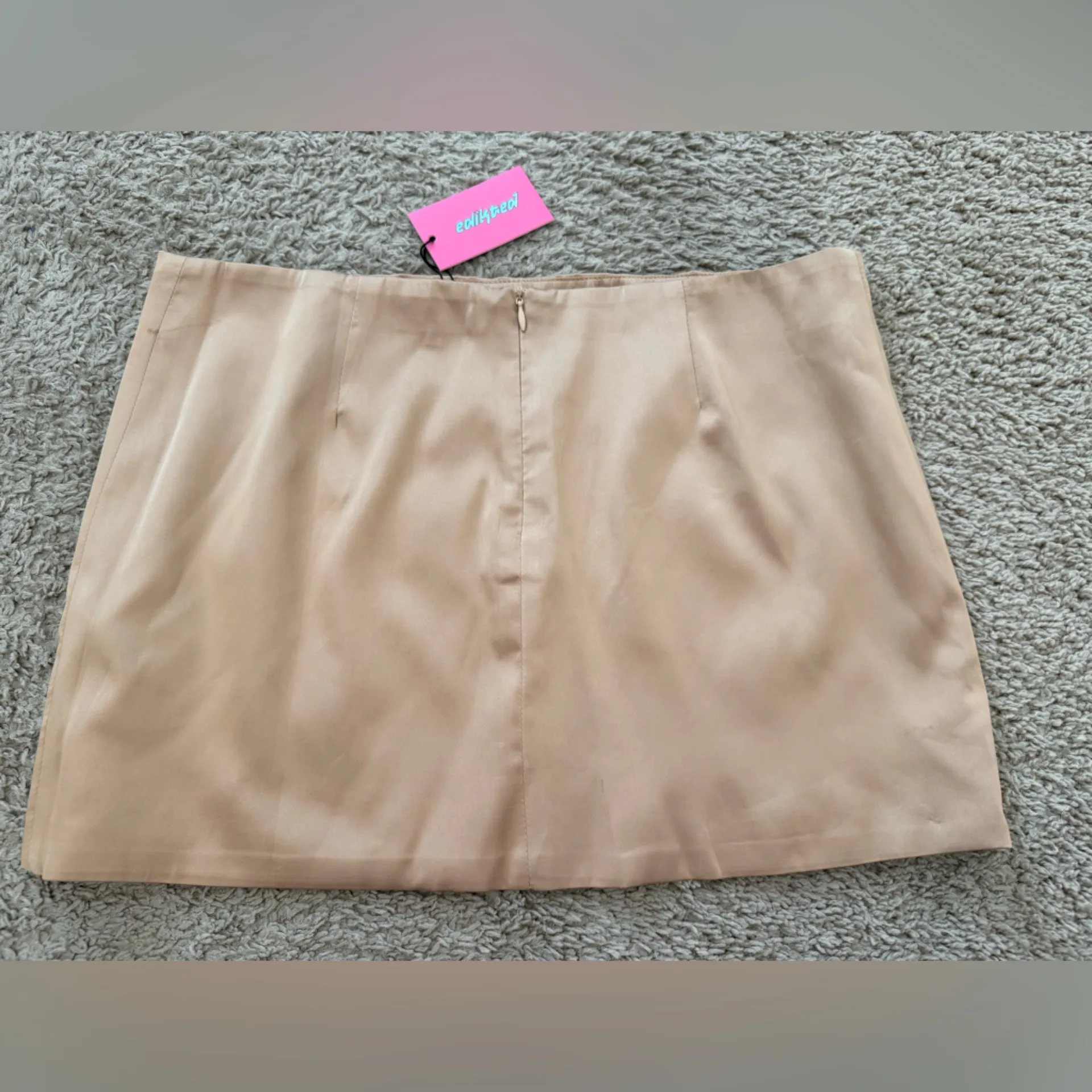 Edikted Gold Satin Mini Skirt Large - Image 4