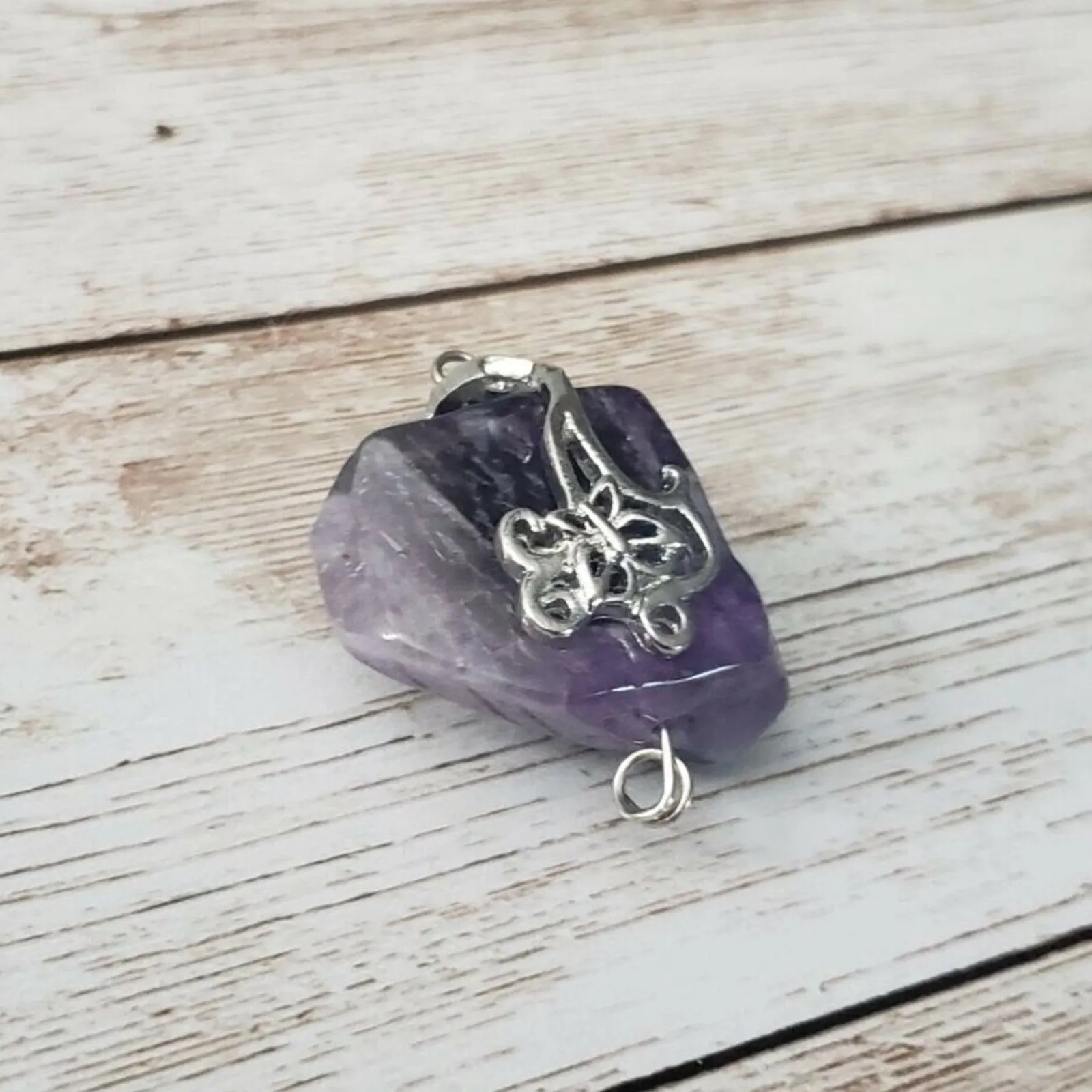 Vintage Pendant Raw Purple Stone with Silver Tone Accent - Image 9