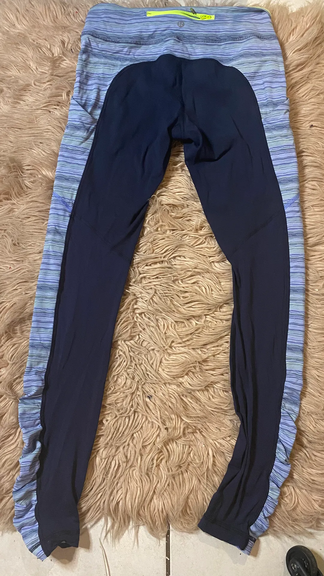 Lululemon Leggings Size 6 - Image 2