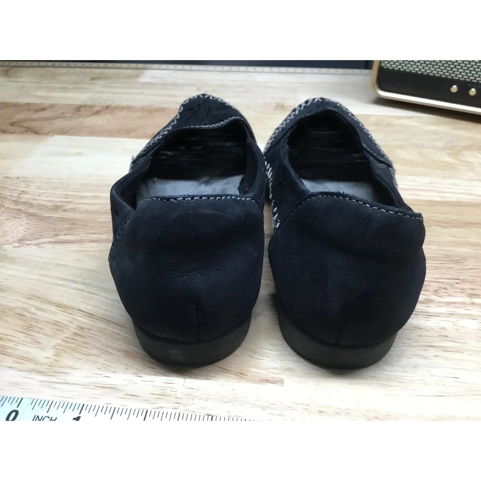 Earth Origins Lorelei Flats Women's 6 Black Leather Slip-On Comfort Loafers - Image 3