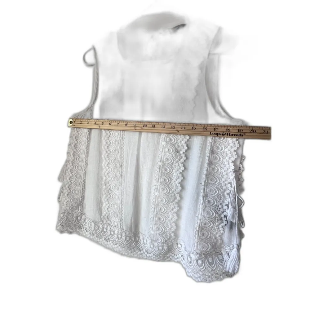 Womens Eggshell White Lace Sleeveless Shirt Top bohemian embroidered size S. - Image 10