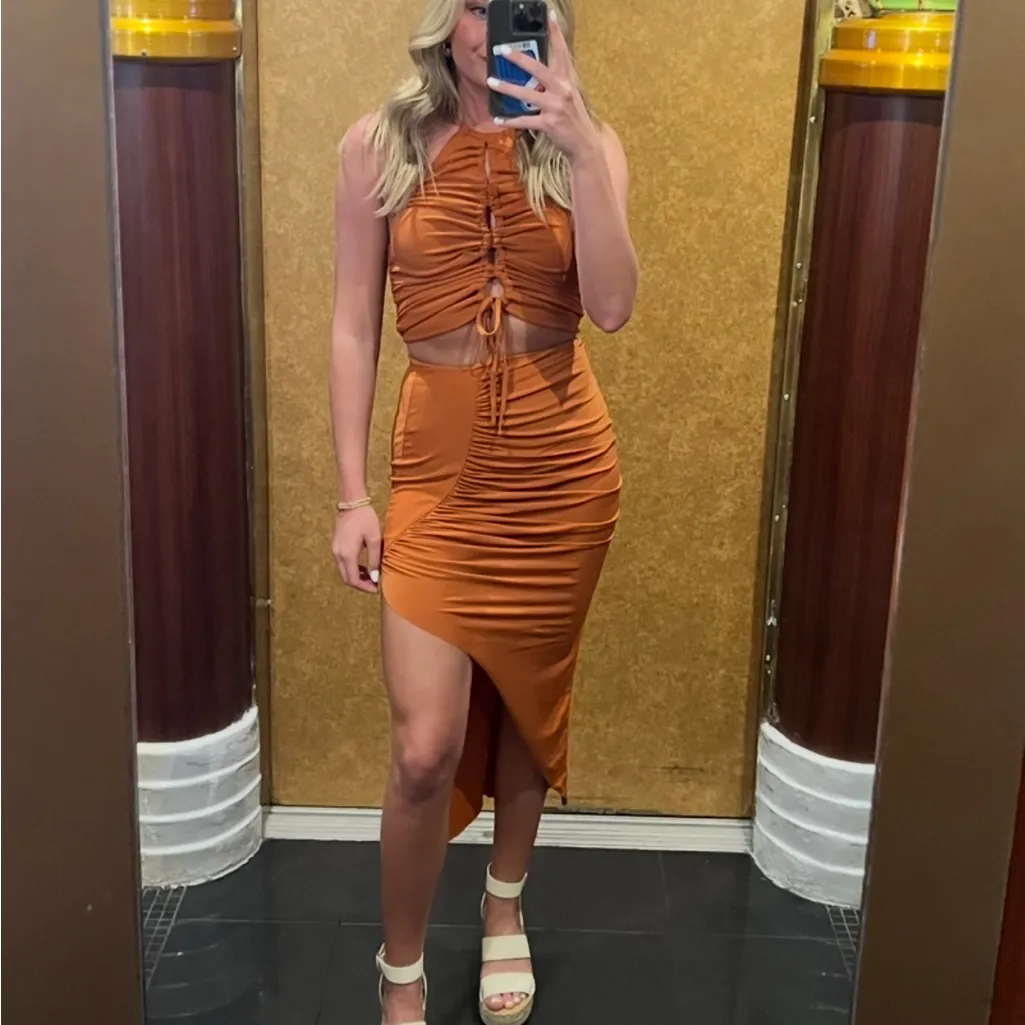 Burnt orange 2 pc set - Image 3