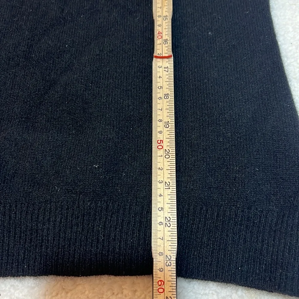 C by Bloomingdale's Cashmere Size M Black Size M - Image 6