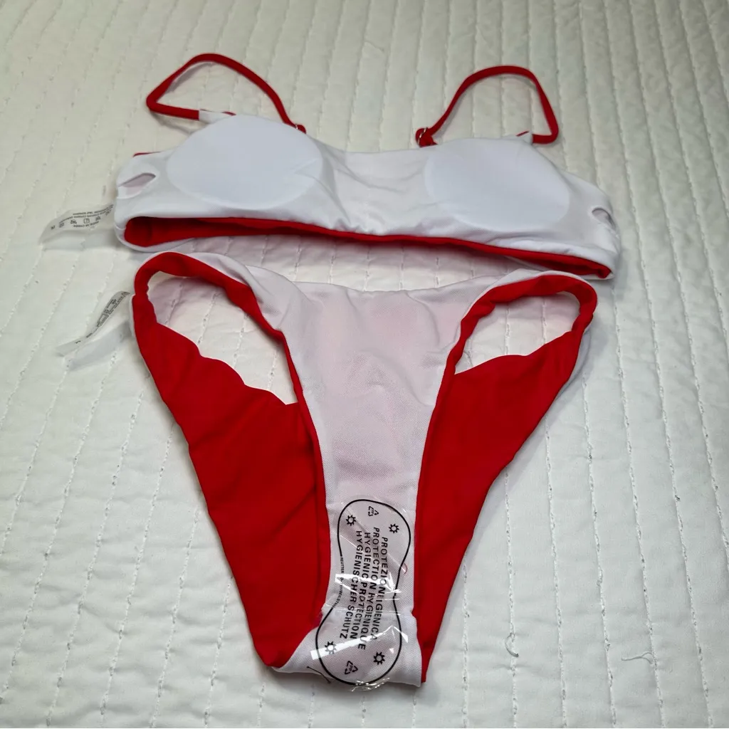 SHEIN Classic Red Bikini Set With Adjustable Straps And Padding In Size M - Image 11