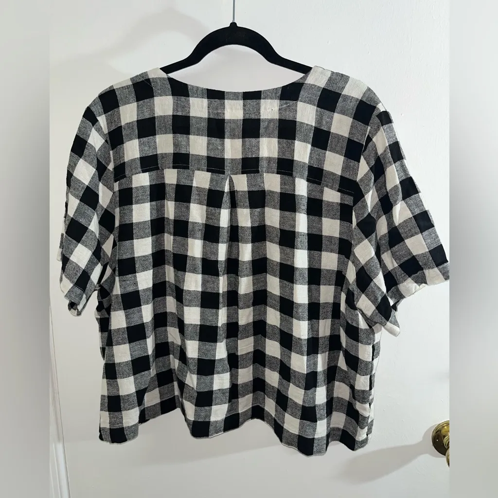 Abound Linen Black and White Checkered Top - Image 5