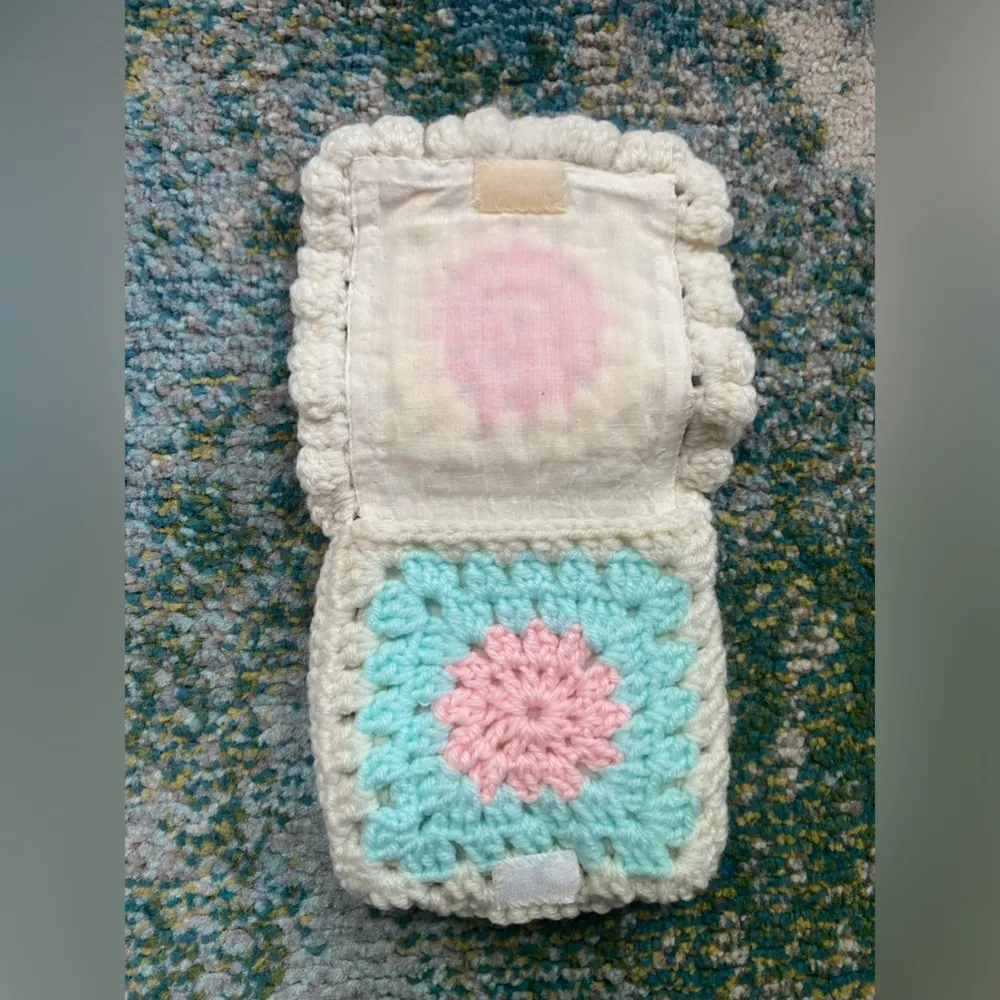 Handmade vintage crochet Velcro wallet mini pouch Green - Image 5