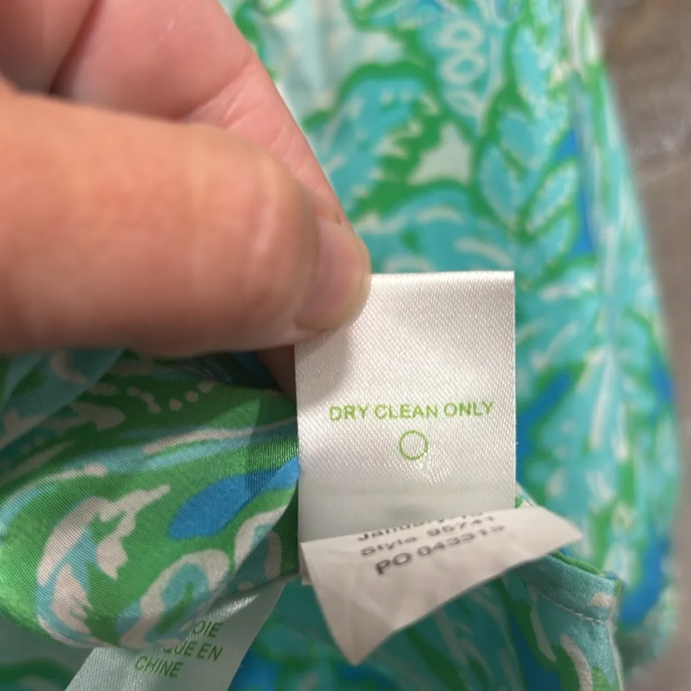 Lily Pulitzer Silk Elsa blouse size XXS - Image 9