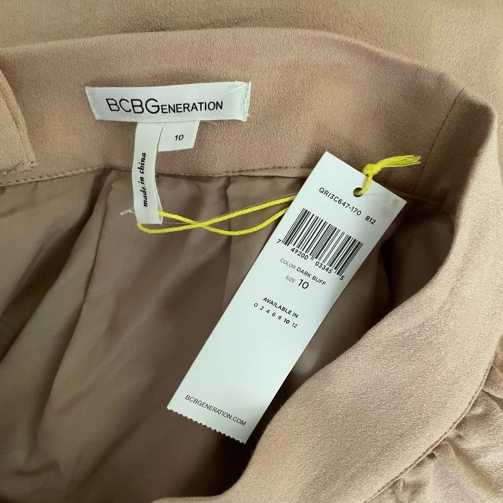 BCBGeneration  Dark Buff Pleated Full Mini Skirt Size 10 - Image 2