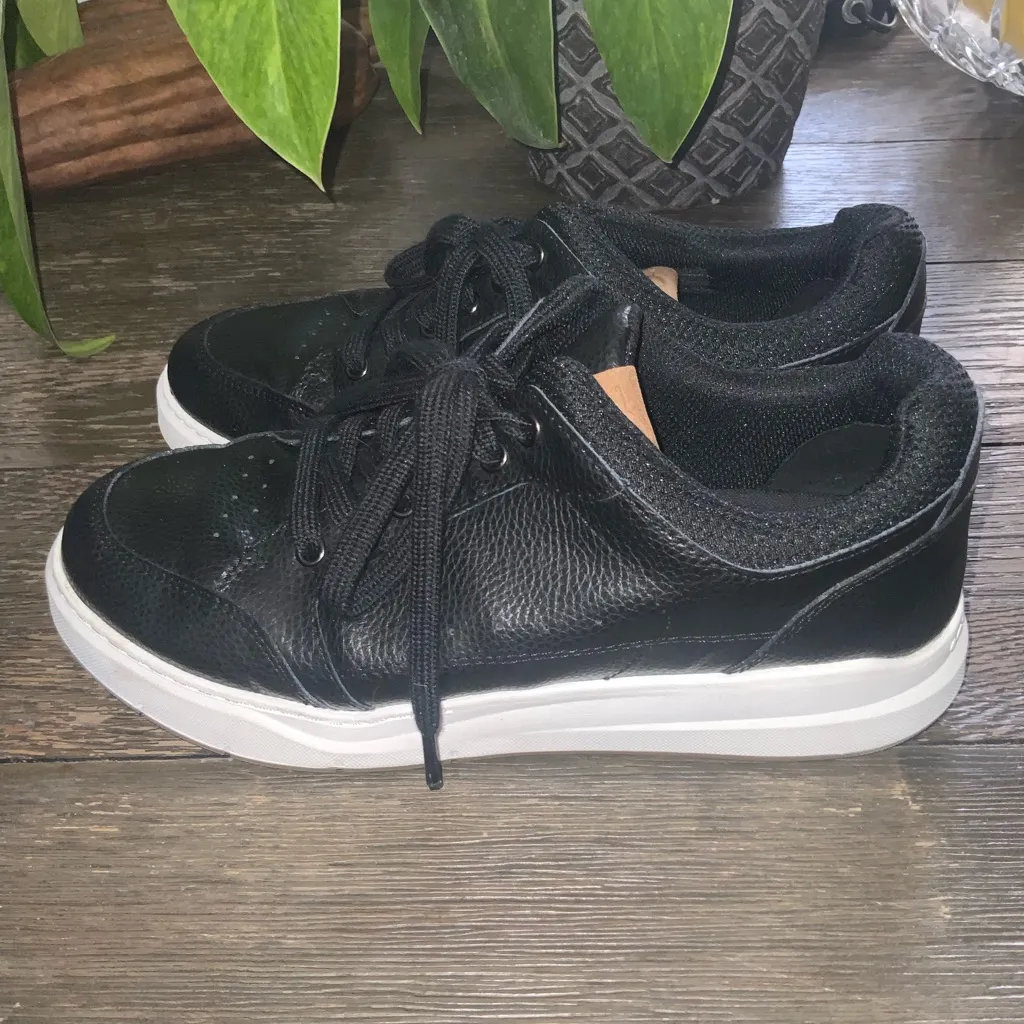 Easy Spirit + Denise Austin Black Pickleball Court Athletic Shoes Size 8 - Image 5