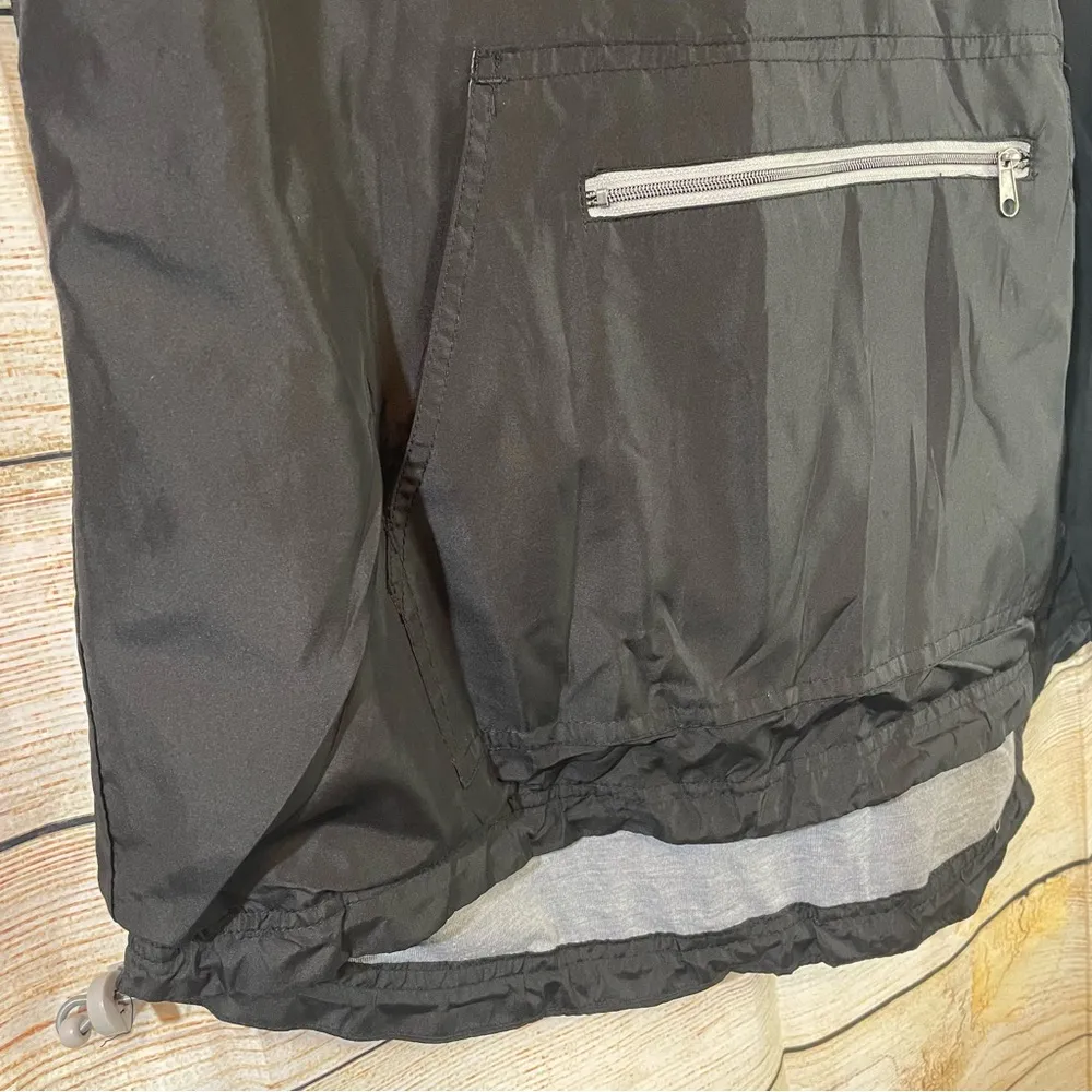 hooded waterproof windbreaker drawstring jacket women Size Medium - Image 8