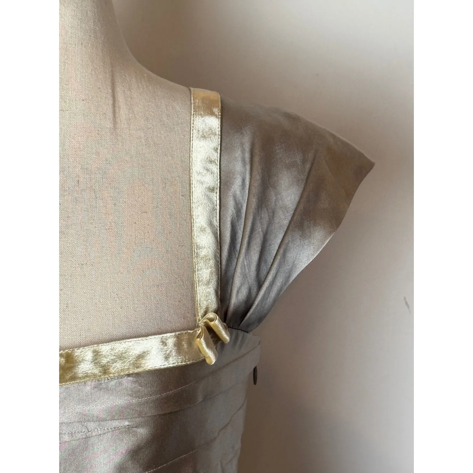 Yoana Baraschi Dress Women 4 Gray Gold Silk Embroidered‎ Cocktail Party Boho - Image 8