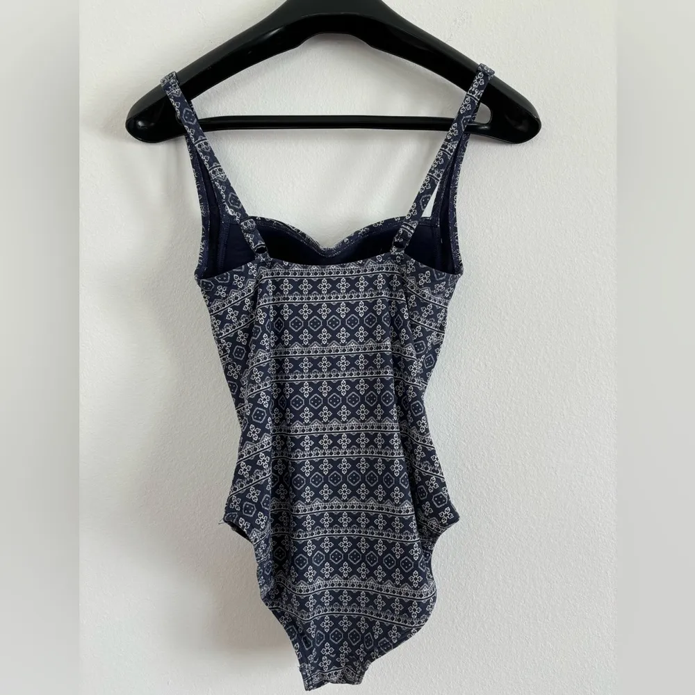 Nip Tuck‎ Swimwear Size 4 Slimming Tummy Control Geometric Navy/White One Piece Blue - Image 3