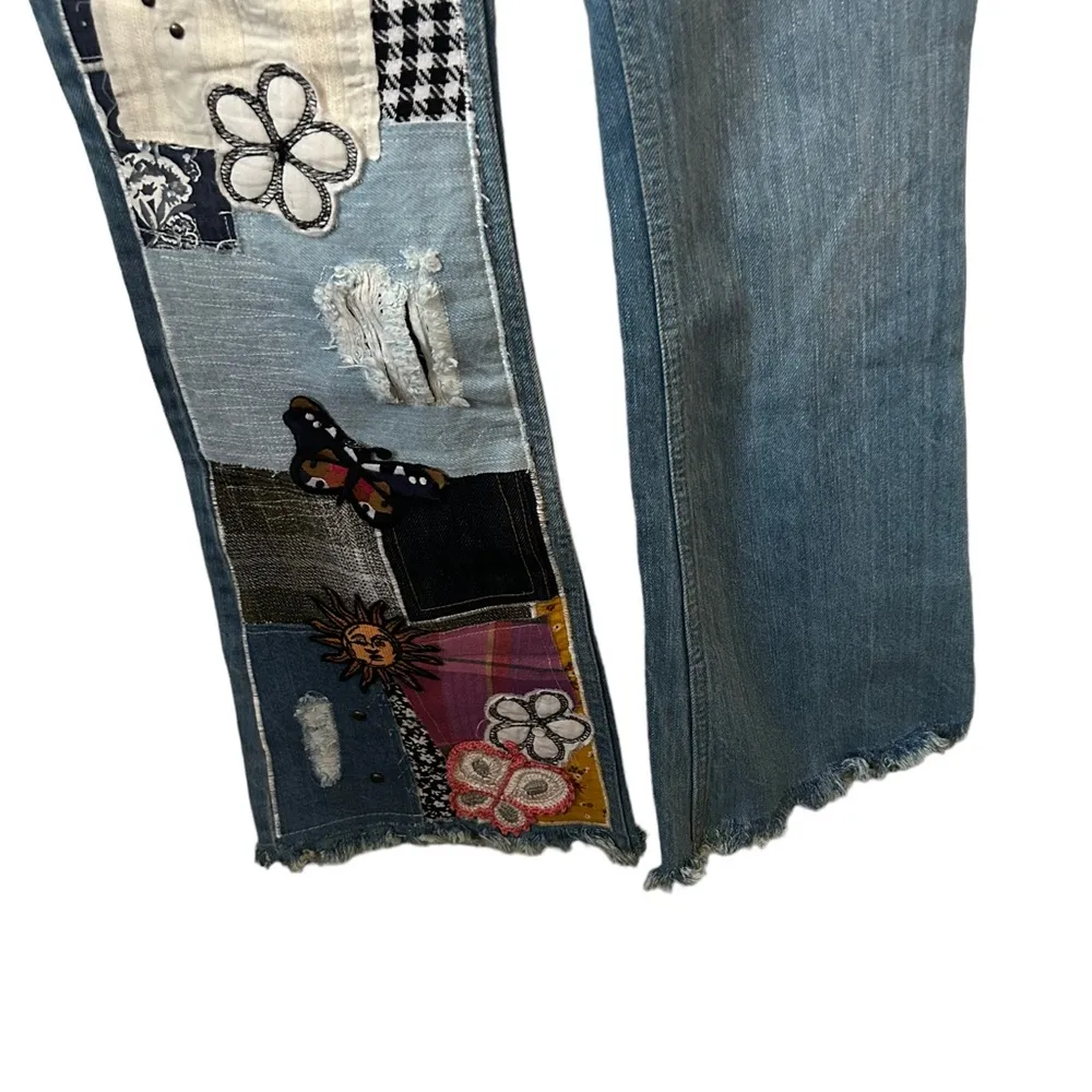 High-waisted patch and embroidered flare jeans size 24. - Image 8