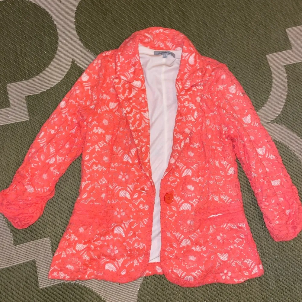 Charlotte Russe Lace blazer - Image 4