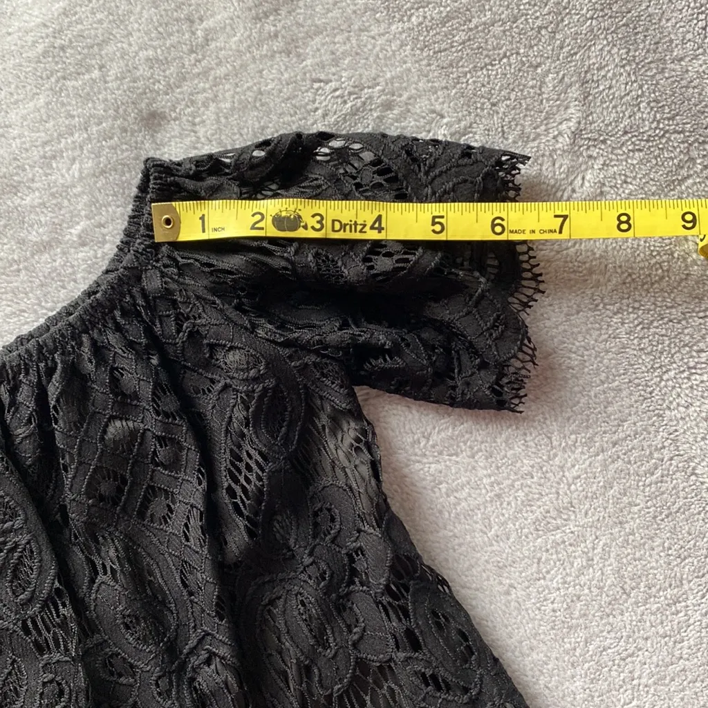 EUC Express Black Off the Shoulder Lace Top, Size Extra Small - Image 8