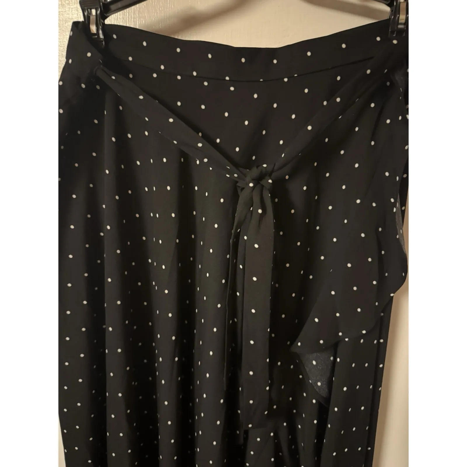 Adrienne Vittadini Women's Size Large Black With Polka Dots Wrap A/ruffle Skirt - Image 7