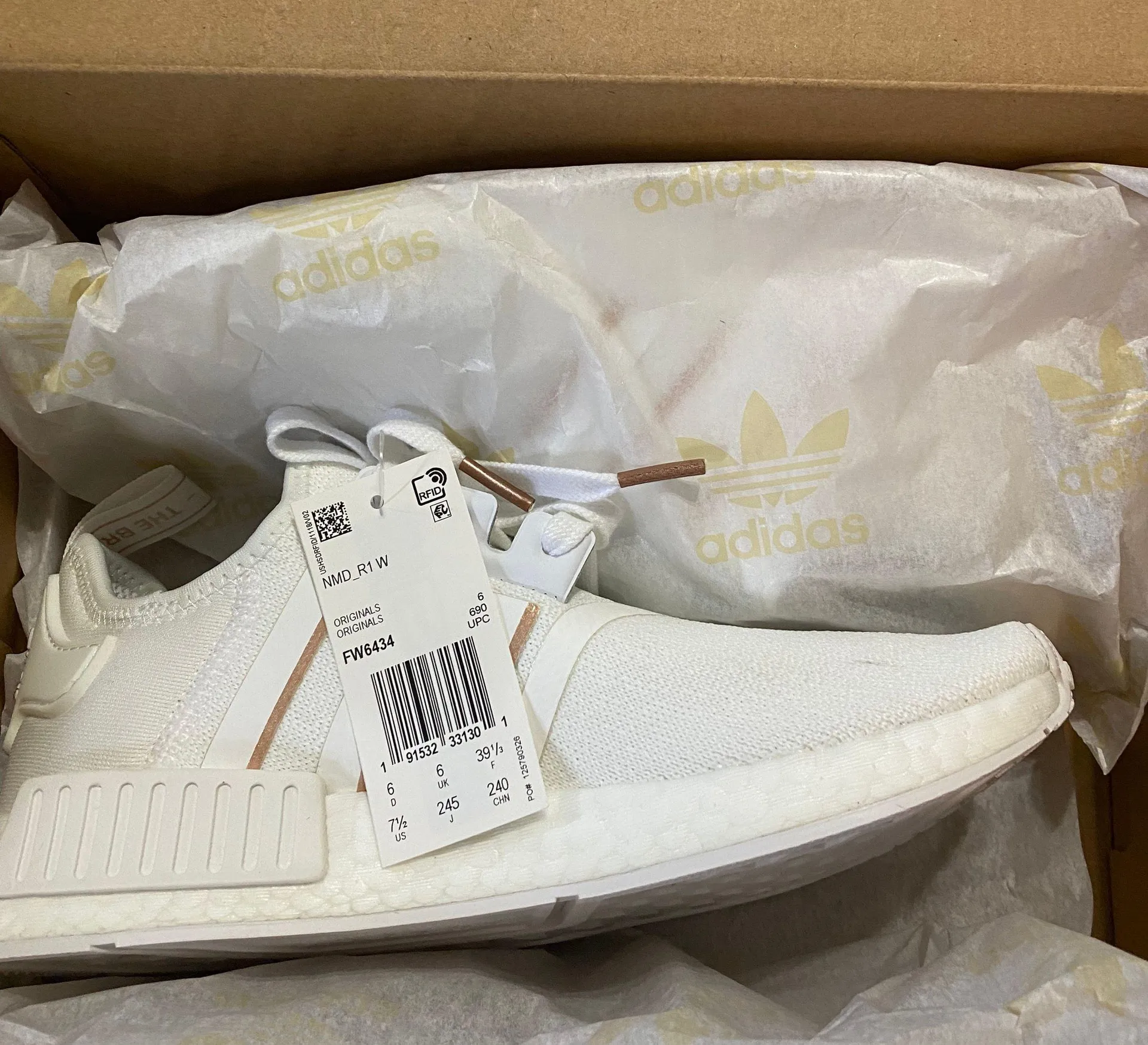 Adidas Nmd R1 - Image 4