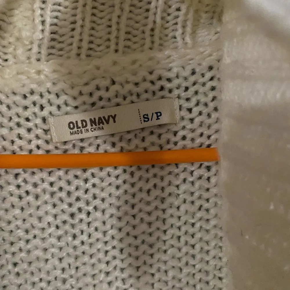 Old Navy  Short Sleeve Cardigan Size Small - Image 3