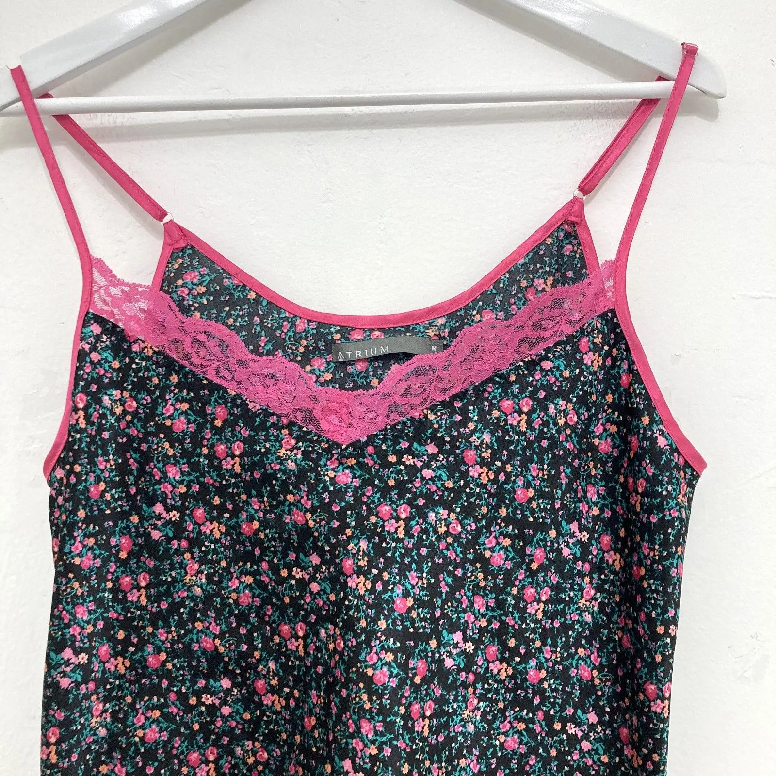 Atrium Tank Top Women's M Floral Lace Trim Silky V Neck Green Pink Romantic Size M - Image 4