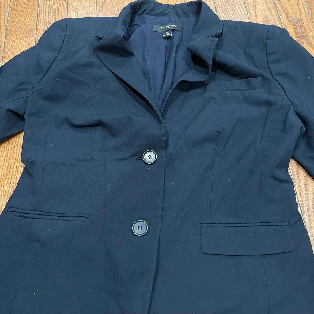 Ann Taylor Elegant Black Blazer - Image 6