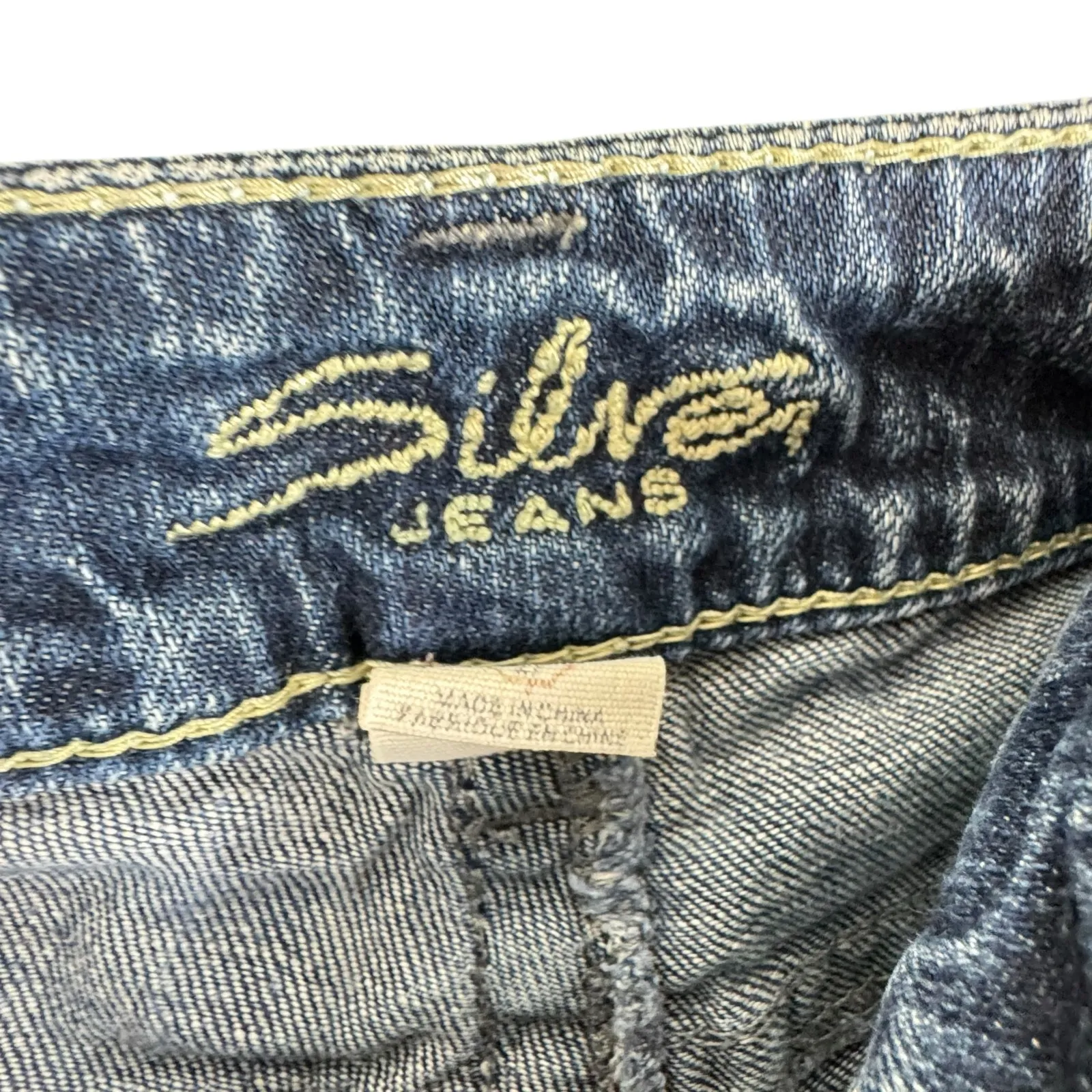 Silver Jeans Cotton Suki Capri Medium Wash Low Rise Cropped Jean Capris Size 27 - Image 7