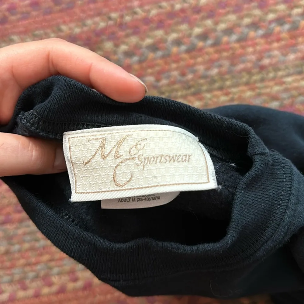 VTG M&C SPORTSWEAR RHINESTONE HALLOWEEN SKELETON BLACK SWEATSHIRT Size M - Image 2