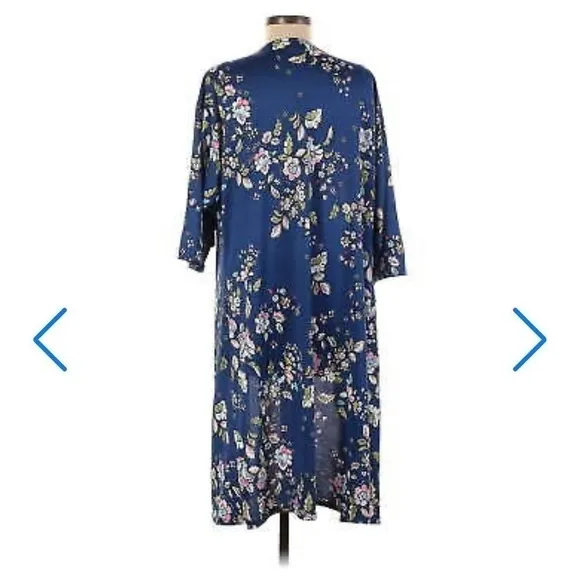Lularoe Floral Kimono Size Small Fits Most Sizes 00-08 Long, Flowing,‎ Soft - Image 2