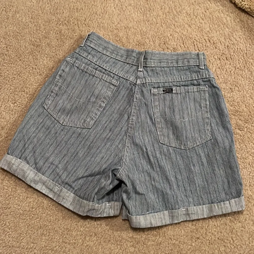 Vintage Chic Striped jean shorts Junior size 9 Blue - Image 4