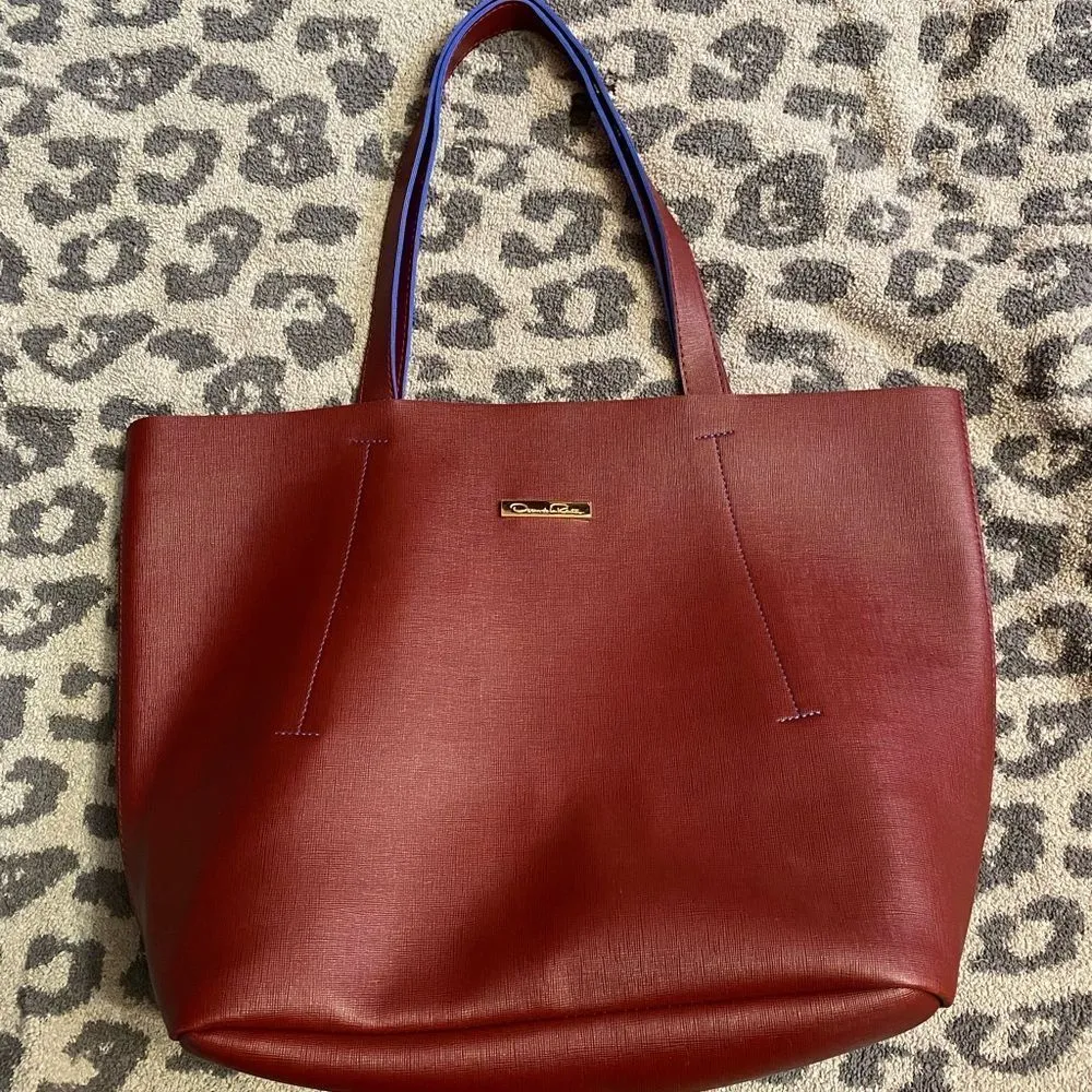 Oscar de la Renta  Burgundy Red PVC Large Tote Bag - Image 12