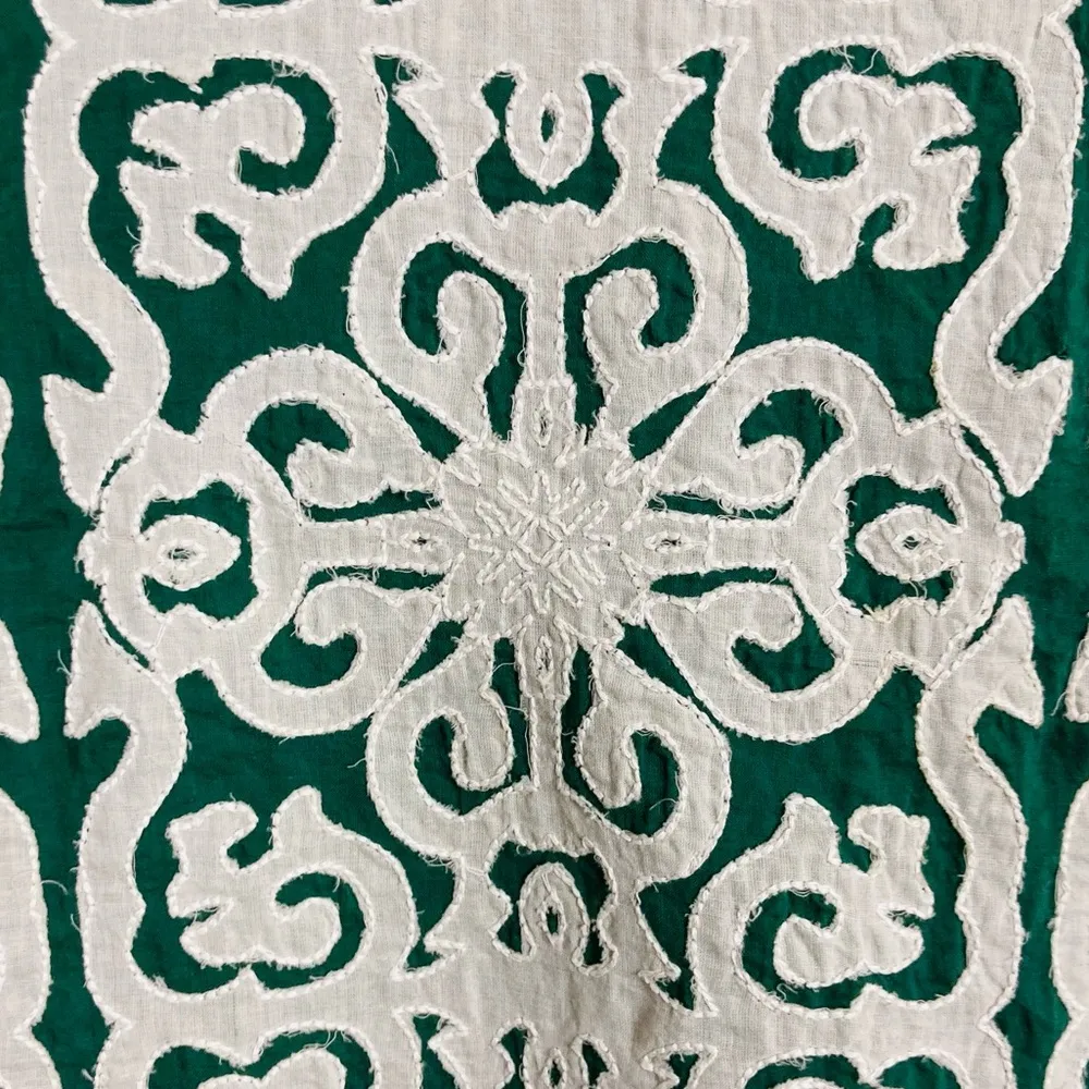 Roller Rabbit Appricus Kurt’s top or mini dress. Green with white appliqué. Med - Image 6