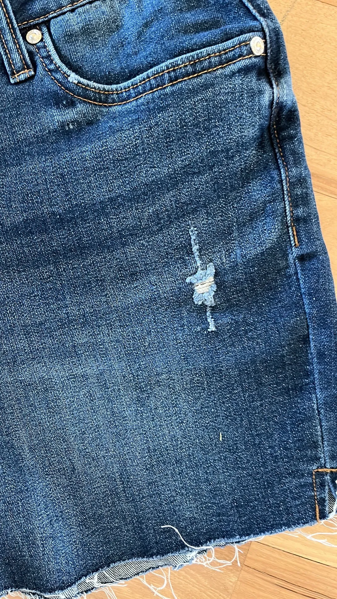 Weekend Shorts Denim Jean Comfort Stretch Womens 4 - Image 2