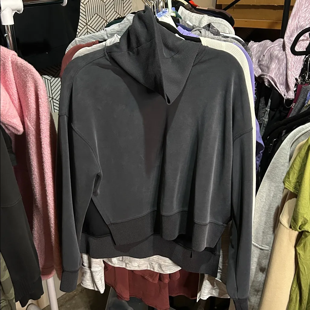 97. Lululemon Softstreme Turtleneck Pullover Black - Image 3