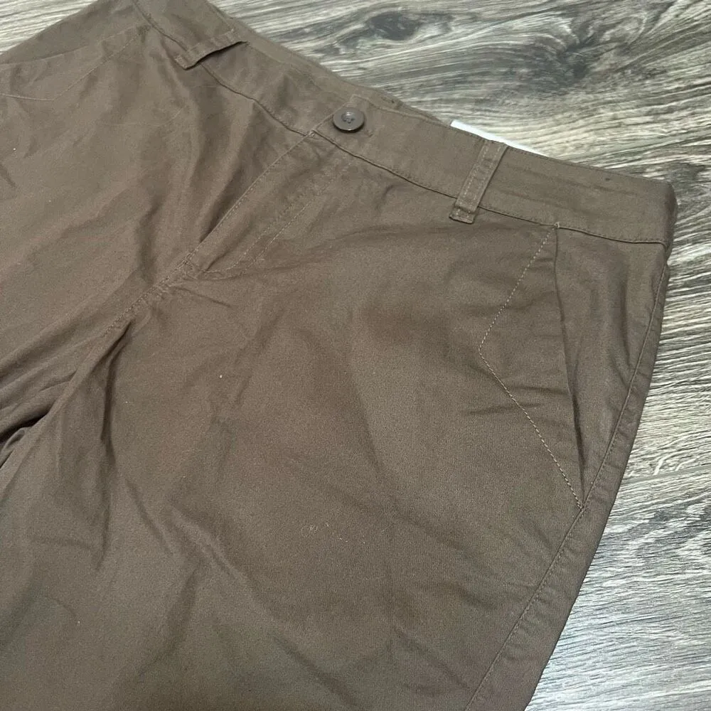 NWT Christopher & Banks Modern Fit Fuschia Brown Bermuda Shorts Size 4 - Image 2