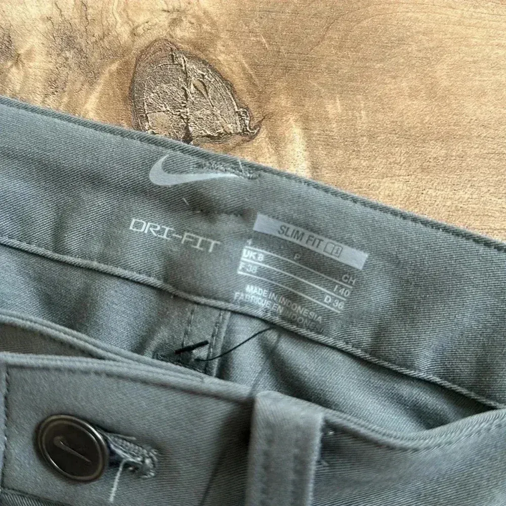 NWT Nike Dri Fit Womens Slim Fit Gray Golf Pants BV6081-084 Sz 4 - Image 5