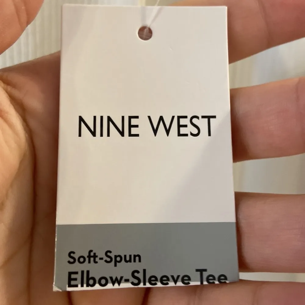 Nine West short sleeve sleeve shirt size L brand new with tag length 26” bust 34 - Image 6