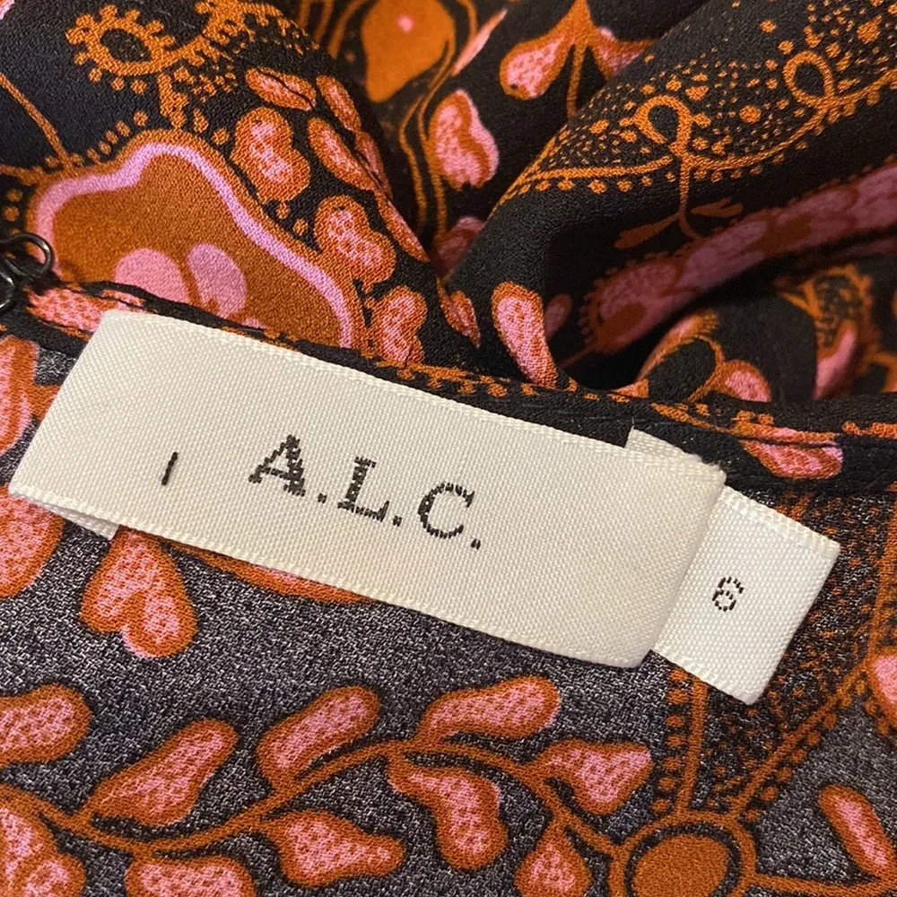 ALC Stuart black floral silk sleeveless hi low top small - Image 7