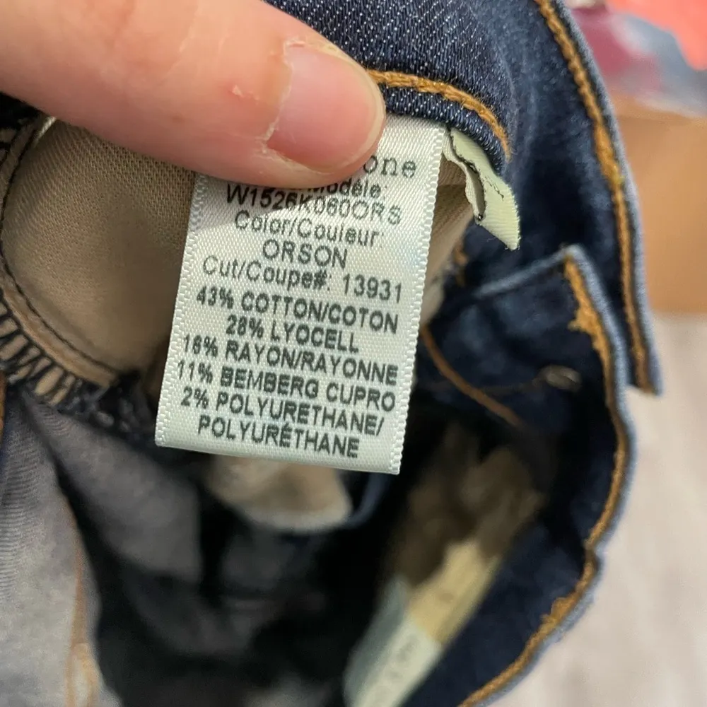 Rag & Bone Raw Hem Capri Jeans 24 - Image 3