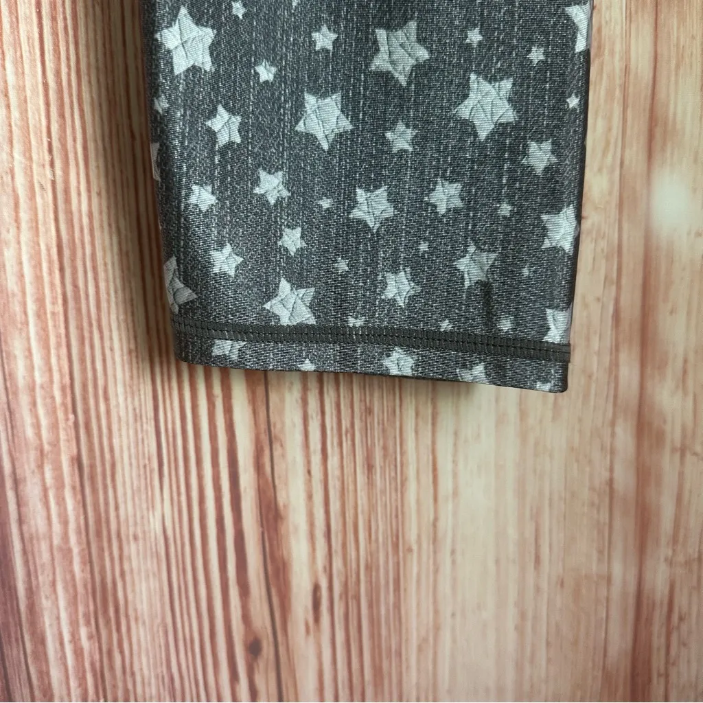 Terez  Starlight Print Light Black Cropped Leggings - Image 6