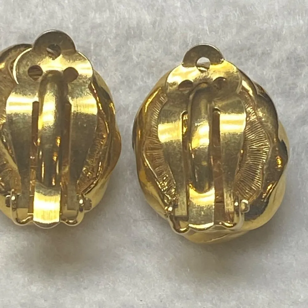 KJL for Avon Vintage Earrings Clip on Gold Tone Black Cabochon Twisted Edge - Image 9