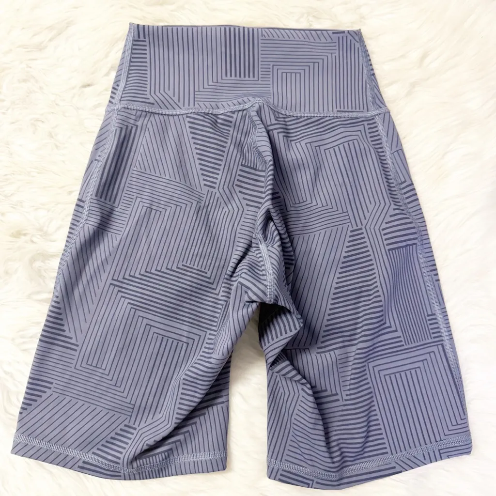 Gymshark Elevate Cycling Shorts – Gray Pattern – Size XS (No Tag) - Image 2