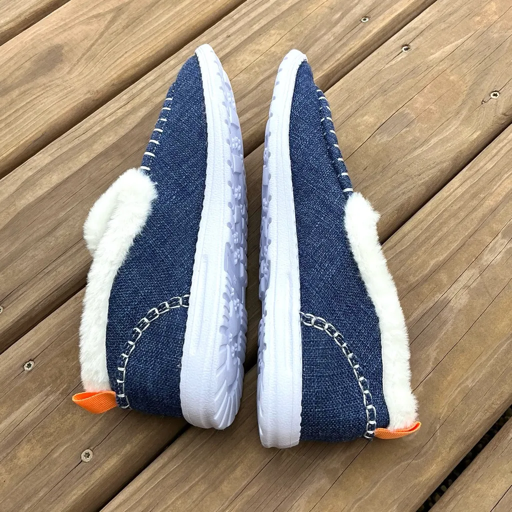 Cute warm comfy indoor outdoor slippers 🎈🎈 Blue Size 9.5 - Image 6