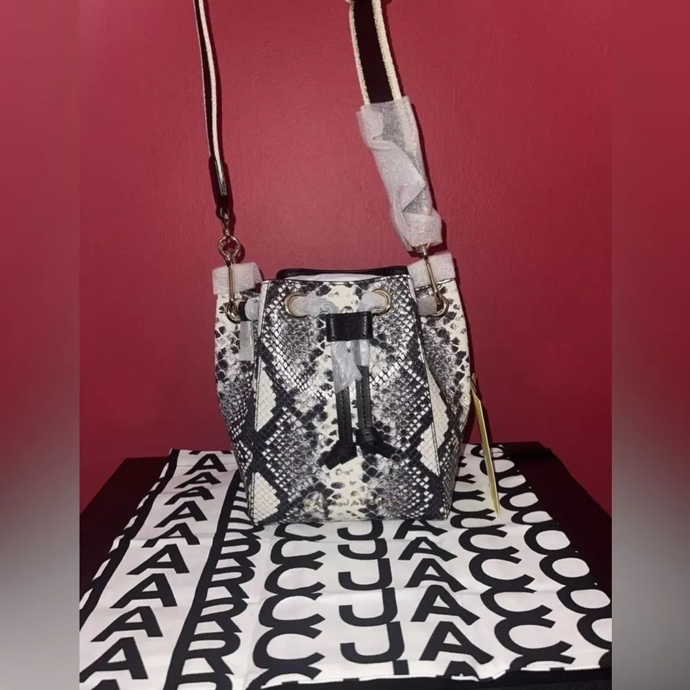Marc Jacobs  Bucket Snake Embossed Leather Crossbody Black White Gold Hardware - Image 2